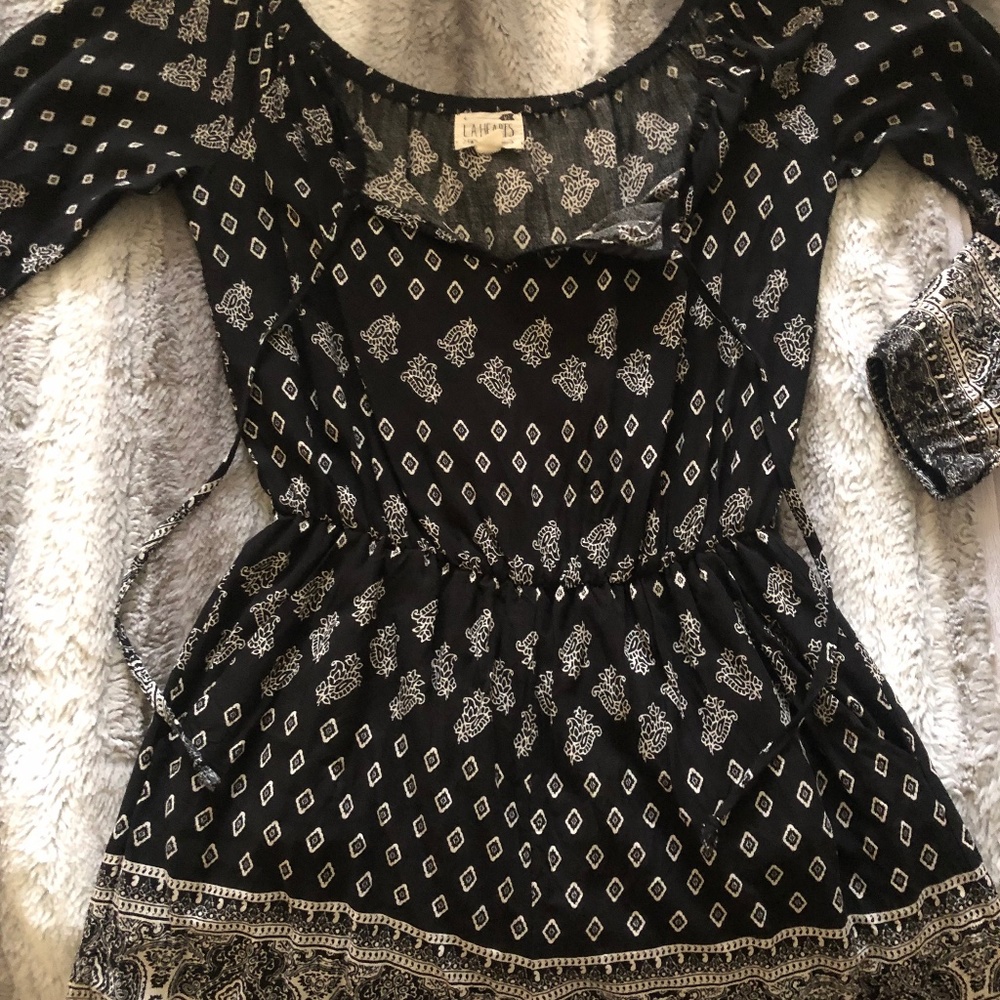 Black & White Paisley off-shoulder romper, juniors/girls L, women’s S/M
